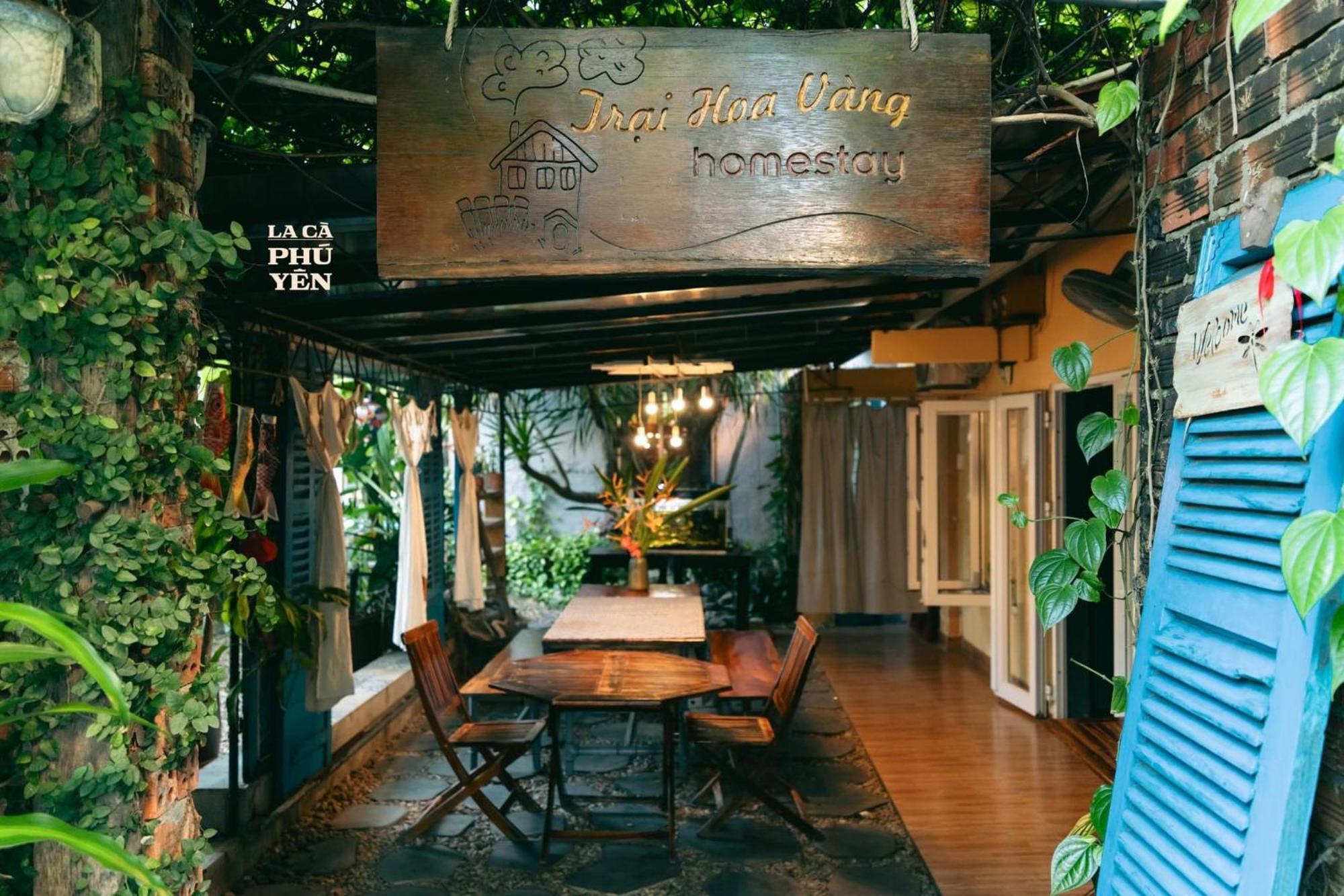 Yellow Farm Homestay Dong Tac Екстериор снимка