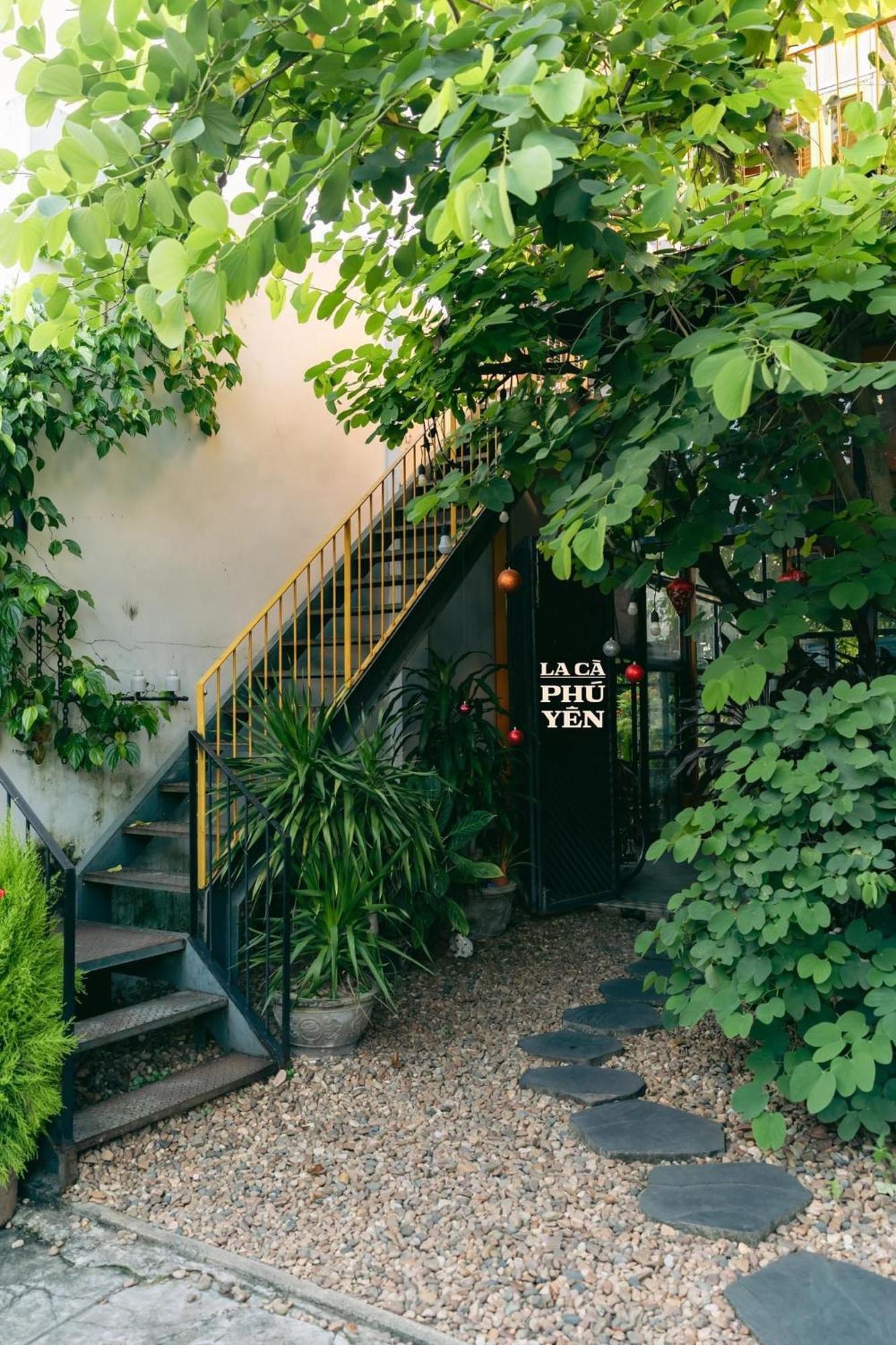 Yellow Farm Homestay Dong Tac Екстериор снимка